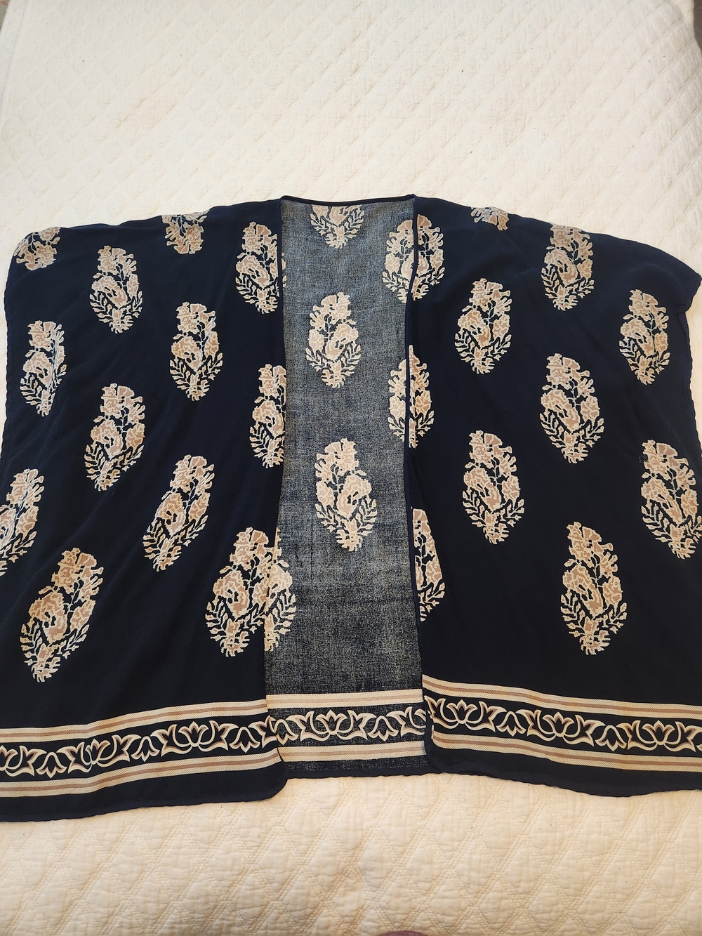 Do everything in love Kimono